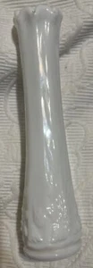 Vintage Westmoreland Milk Glass Swung Bud Vase 9.5" - Picture 1 of 4