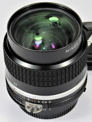 NUEVO, SIN USAR Nikon 35mm F2.0 Ai-s para F3 FM2 FE2 FM3A F3T F2 F4 D750 D800 Foto 1 de 4