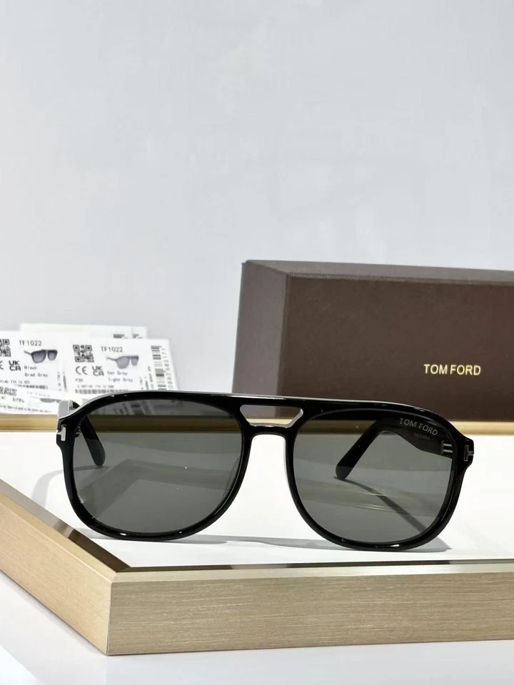 Óculos de sol masculino TomFord TF1022 Bronson tamanho: 58 16-140 - Imagem 1 de 4