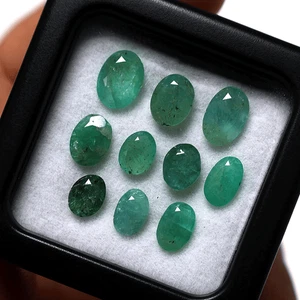 Lote de 10 piedras preciosas de corte facetado ovalado de 6 mm-8 mm esmeralda natural sin tratar de Zambia - Imagen 1 de 12