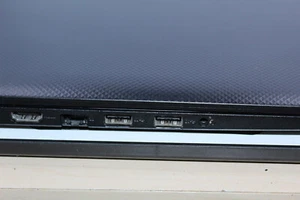 Awesome Dell Vostro 3590 15.6" i5-10210U 1.60GHz 8GB 256GB SSD Windows 10 - Picture 1 of 16