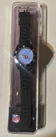 Men's Black watch Spirit - NFL- Tennessee Titans Cover