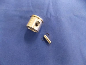 Original Ersatzteil Solo Semi-Profi Säge 643 IP : Kolben mit Ring und Bolzen 9mm - Picture 1 of 3