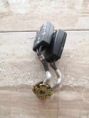 Volkswagen Golf 5 2005/Rear Seat Belt Holder/1K0857739D Foto 1 de 4