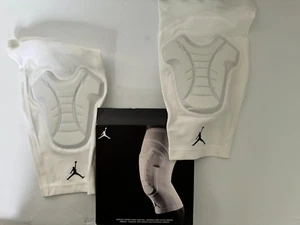 Nike Jordan Padded Knee Basketball Sleeve White (One Pair) - Picture 1 of 3