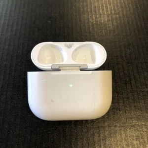 Véritable Apple AirPods 3 3ème génération étui de charge Lightning A2897 EMC 8293 - Photo 1 sur 9