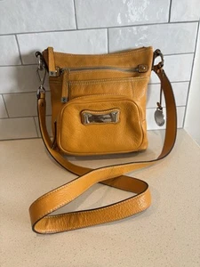 Borsa a tracolla Sophia Caperelli vera pelle borsa cammello usata in ottime condizioni - Foto 1 di 10