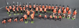 X47 VINTAGE BRITAIN'S LTD PROPRIETORS BRITISH TOY SOLDIERS LEAD HAND PAINTED TOY - Picture 1 of 19