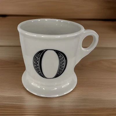 Винтажная керамическая кружка Anthropologie белая черная с инициалом O с монограммой - Изображение 1 из 4