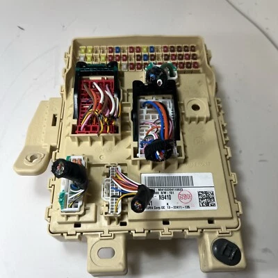 2022 HYUNDAI TUCSON DASHBOARD FUSE RELAY JUNCTION BOX BLOCK  91952-N9410 OEM - Image 1 of 4