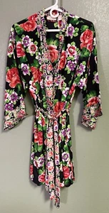 Vintage Victoria's Secret Gold Label Kimono-Stil schwarz & rosa Blumen Morgenmantel Einheitsgröße - Bild 1 von 6
