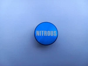 NOVEDAD ENCHUFE BOTÓN NITROSO AZUL 12v ENCENDEDOR UNIVERSAL VW MINI HONDA - Imagen 1 de 2