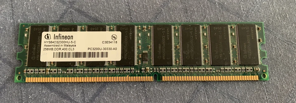 Infineon HYS64D32300HU-5-C 256MB, DDR, 400, CL3 - Image 1 of 1