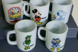 5 VINTAGE FIRE KING ANCHOR HOCKING SNOOPY, MICKEY MOUSE, DAISY & DONALD DUCK - Picture 1 of 6