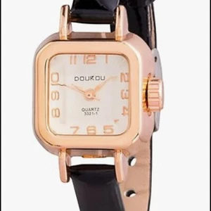 Watch Rose Gold Tone Square Shape Casual with Leather Strap Women's Analog - Picture 1 of 6
