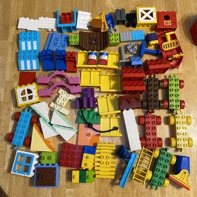 Lot of Vintage Lego Duplo Parts, Pieces, Roof Door Rare Bridge Panels Train - Image 1 of 4