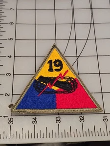 Patch originale WW2 US Army Armor Triangolo 19 diciannovesima divisione corazzata 4059 - Foto 1 di 2