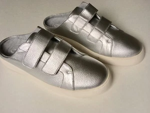 NEW Sz 7.5 Nine West Womens Poeton Metallic Silver Leather Sneaker Shoes MSR $79 - Picture 1 of 7