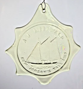 A. J. Meerwald New Jersey's großes Schiff gepresstes Kunstglas Limettenornament Sonnenheiler - Bild 1 von 5