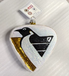 Pittsburg Penguins NHL Glasscots Tesoros Eslavos Vidrio Soplado Adorno de Navidad - Imagen 1 de 7