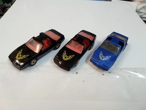 Hot Wheels 1982 Lot Of 3 PONTIAC FIREBIRD Blue Black Formula - Picture 1 of 16