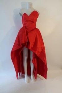 Nuevo con etiquetas Vestido de Mujer Moda Nova Rojo Clase Alta Alto Bajo XS - Imagen 1 de 7