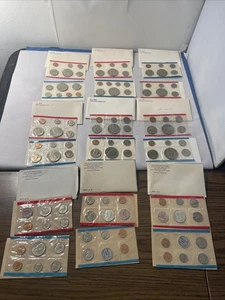 Lot of 9 US Un-Circulated Mint Sets 1969-1971 & 1973-1978 with Envelopes - Picture 1 of 21