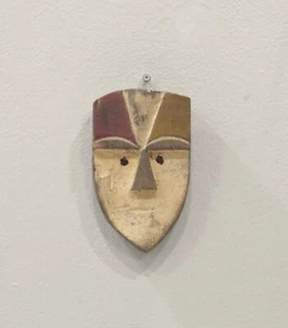 African Mask Punu Tribe Male Passport Mask Gabon - Picture 1 of 2