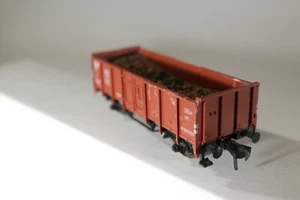 European 25' G0ndola w Gravel Load - European Couplers - metal wheels - Picture 1 of 3