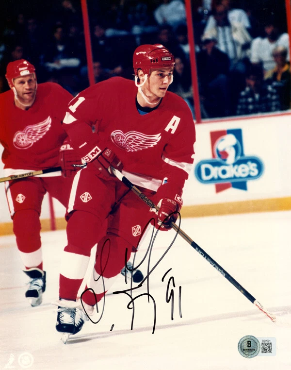 塞尔吉·费多罗夫签名亲笔签名 8 x 10 照片底特律红翼英雄贝克特基础 — 第 1/2 张图片