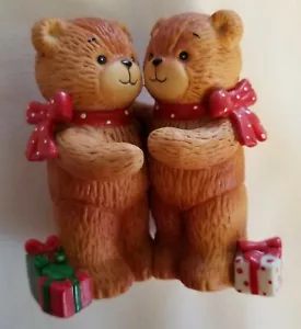 Enesco Lucy and Me - 2 Bears with presents - Pre-Owned - Picture 1 of 2