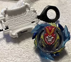 Beyblade BURST Strike Valtryek V3 6V Vortex Reboot Valkyrie HASBRO W/ Launcher - Picture 1 of 6