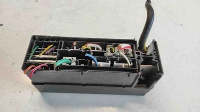 Modulo scatola fusibili NISSAN PRIMERA Hatchback P12 24381 72545078 71545078 2.20 2002 - Immagine 1 di 3