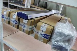 Pinza Schmalz FMC-SW-HD-700-9R13, 1 pezzo, spedizione celere gratuita - Foto 1 di 7