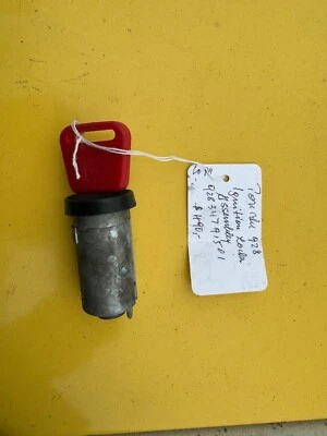 Porsche 928 1978-1995 ignition Lock Cylinder with Key Genuine 92834791501 - Image 1 of 4