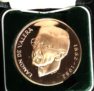1982 - Eamon De Valera - Bronze Proof Coin - 60 grams - Picture 1 of 2