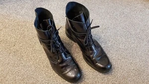 Graue glanz Mädchen Stiefel in Gr. 38 - Bild 1 von 5