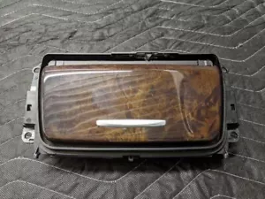 BMW E90/E91/E92/E93 3-Series Front Console Ashtray Burr Walnut 51167078571 - Picture 1 of 4