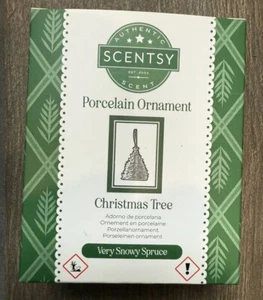 Nuevo adorno de árbol de Navidad de porcelana Scentsy en abeto muy nevado - Imagen 1 de 1