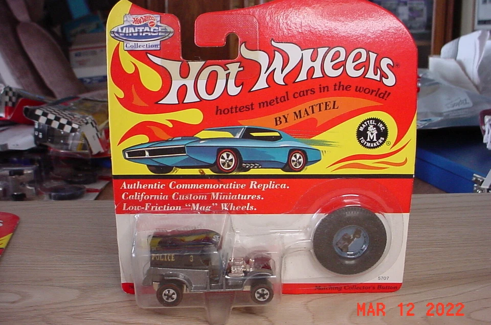 Hot Wheels Paddy Wagon Diecast Car