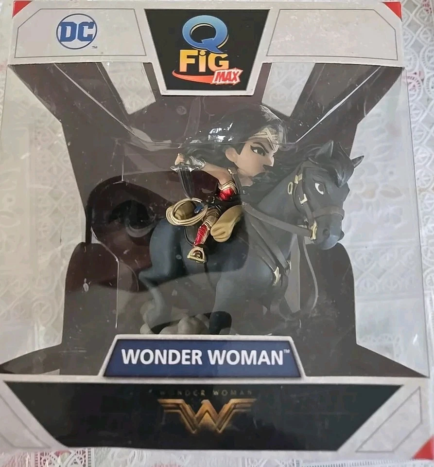Q-fig Max Figure Quantum Mechanix Wonder Woman on Horse