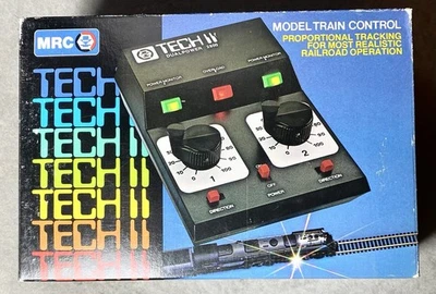 New MRC Model Train Control Dual Power 2800 Transformer - Image 1 of 4