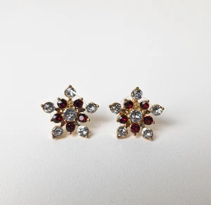 Pendientes de copo de nieve de piedras preciosas de imitación brillantes rojas blancas/claras tono dorado postes perforados - Imagen 1 de 7