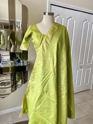 Blusa corta Sari cosida nueva Foto 1 de 4