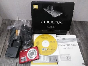 Nikon COOLPIX S200 7.1MP Digital Camera W/ battery/charger, manual, strap, box - Picture 1 of 11
