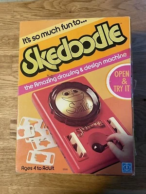 Máquina de dibujo y diseño Hasbro SKEDOODLE 1979 original vintage - Envío gratuito Foto 1 de 4