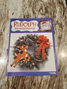 Leisure Arts Rudolph The Red-Nose Reindeer Plastic Canvas Pattern Book Vintage  - Picture 1 of 5