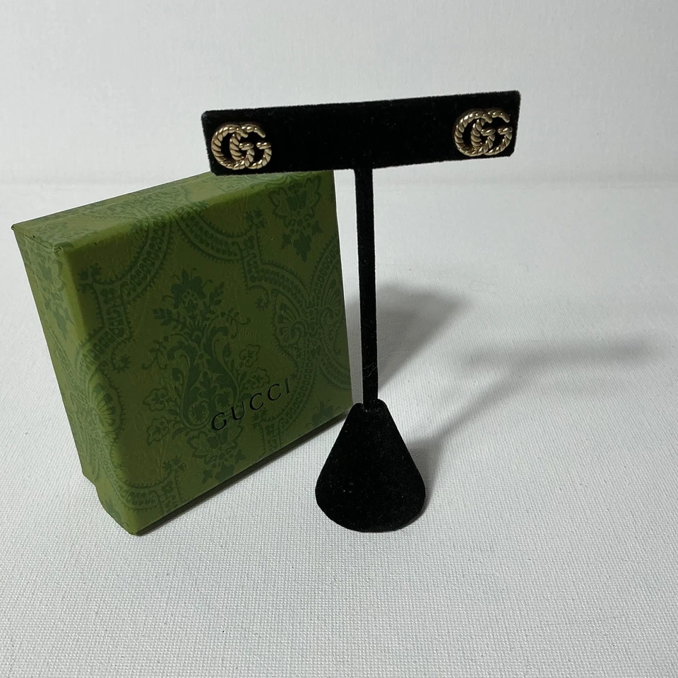 Gucci GG Small Gold Earrings with Box - Image 1 of 3