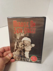 Miracle On 34th Street DVD With Maureen O'hara New Sealed Macy's Hype Christmas - Picture 1 of 5