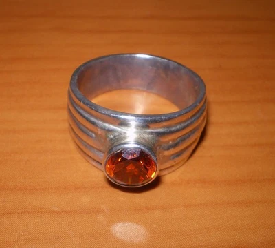 Кольцо из стерлингового серебра 925 пробы с глубоким оранжевым и прозрачным драгоценным камнем размер 7,75 8,5 г - Изображение 1 из 4